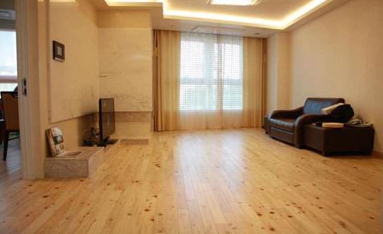 地暖能铺实木地板么？你应该要规避的二大危害！