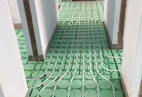 暖气只关回水阀会爆炸吗？使用地暖要注意哪些情况？