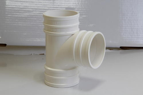 顺水三通和正三通一样吗？安装顺水三通时要注意什么？